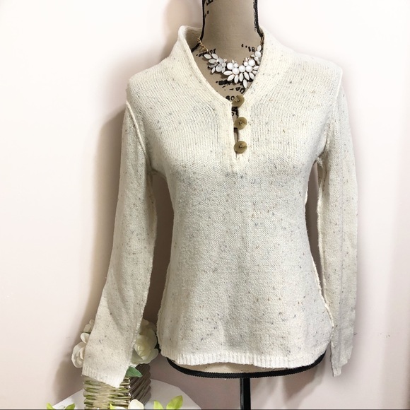 Liz Claiborne Sweaters - Liz Claiborne pullover knit to shape sweater